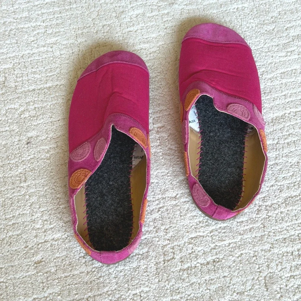 Haflinger Pink Suede Felt Dots Canvas Slip On Loafers Slippers Size 40 9/9.5 US